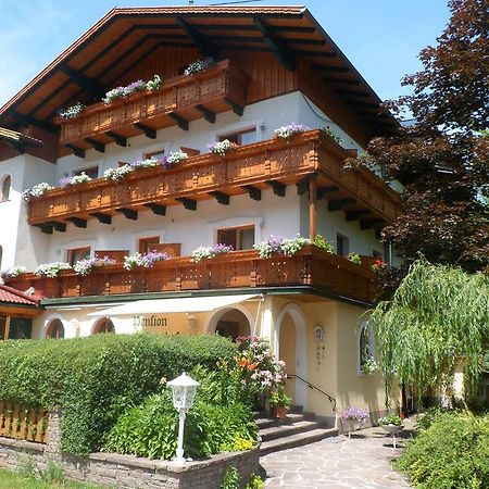 Pension Gruenauhof Grünau im Almtal المظهر الخارجي الصورة